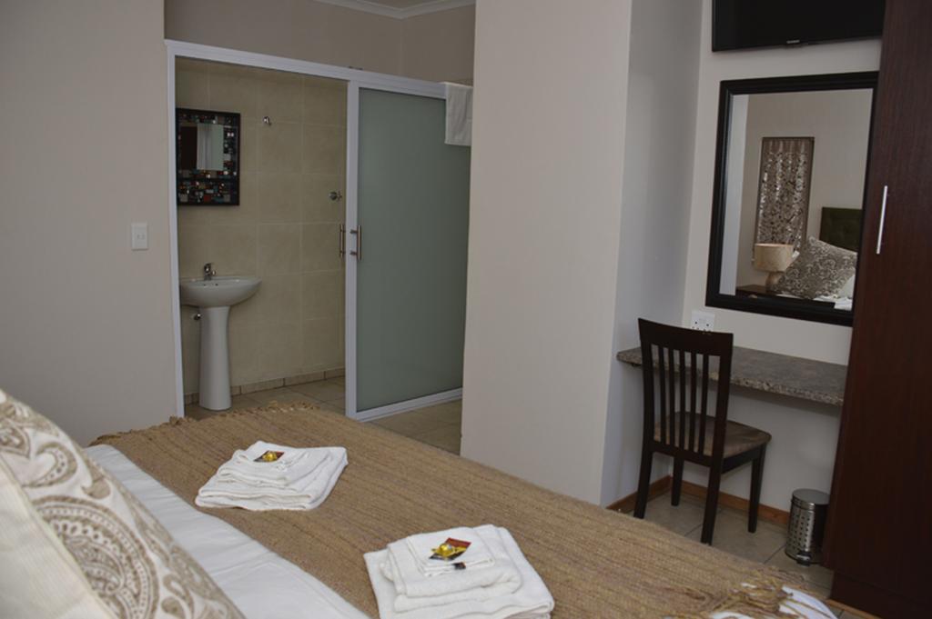 Two Bells Guest House Bloemfontein Rum bild