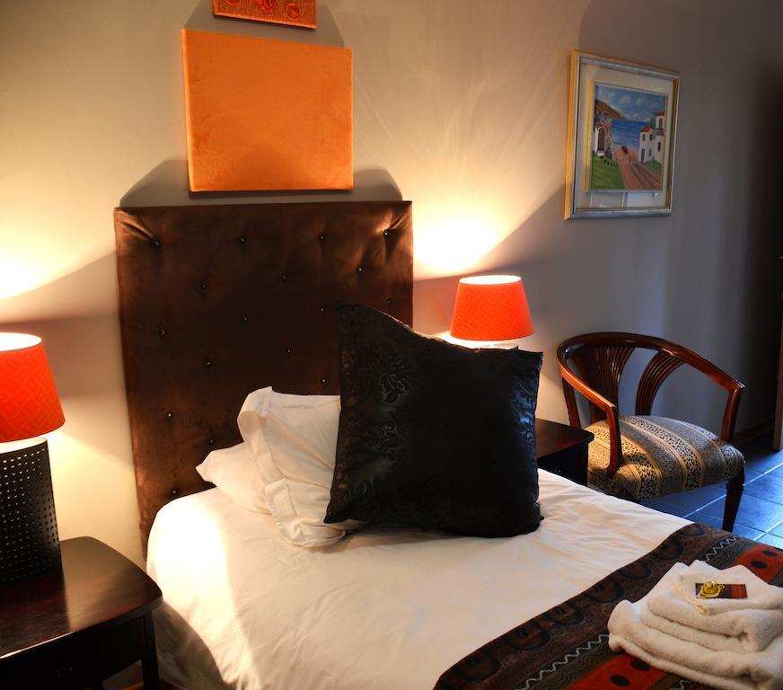 Two Bells Guest House Bloemfontein Rum bild