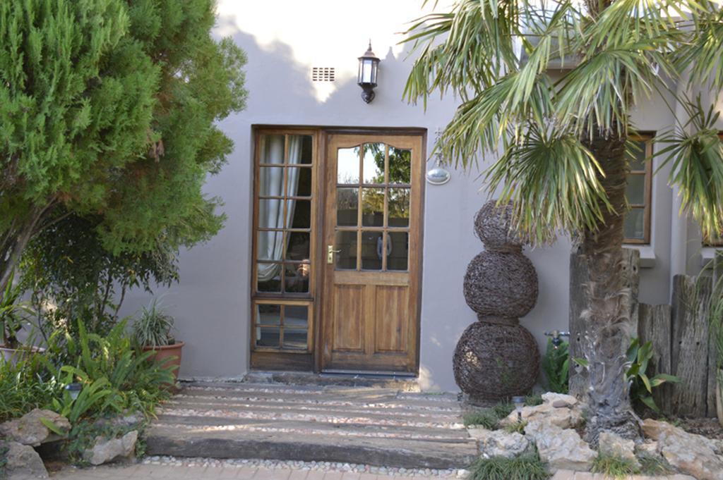 Two Bells Guest House Bloemfontein Exteriör bild